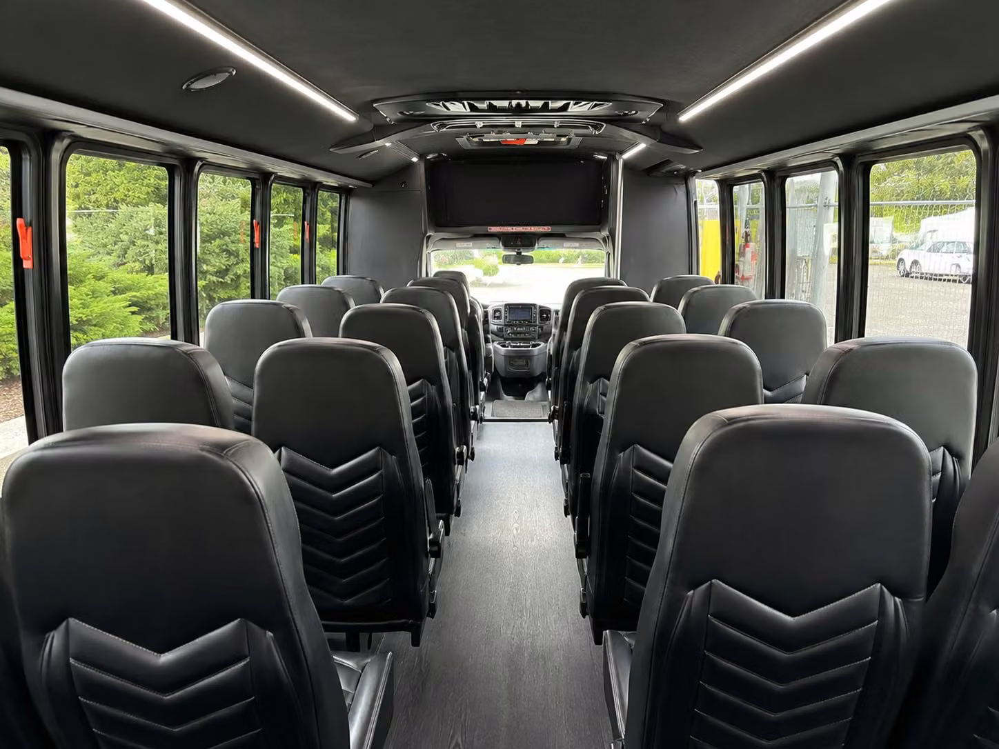 minibus rentals for smaller san bernardino prom groups who want to ride together